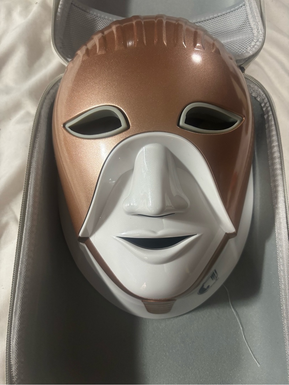 Cleopatra LED Facial Mask in Rose Gold and White